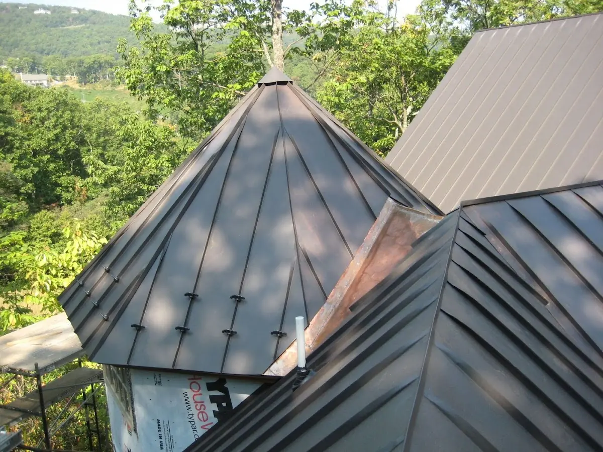 Professional Gutter Cleaning by Craftsman Roofing in Kingsbury Village